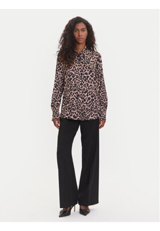 Guess Koszula W5YH03 WF1T2 Brązowy Regular Fit. Kolor: brązowy. Materiał: syntetyk