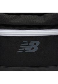 New Balance Saszetka nerka LAB23086BK Czarny. Kolor: czarny. Materiał: materiał