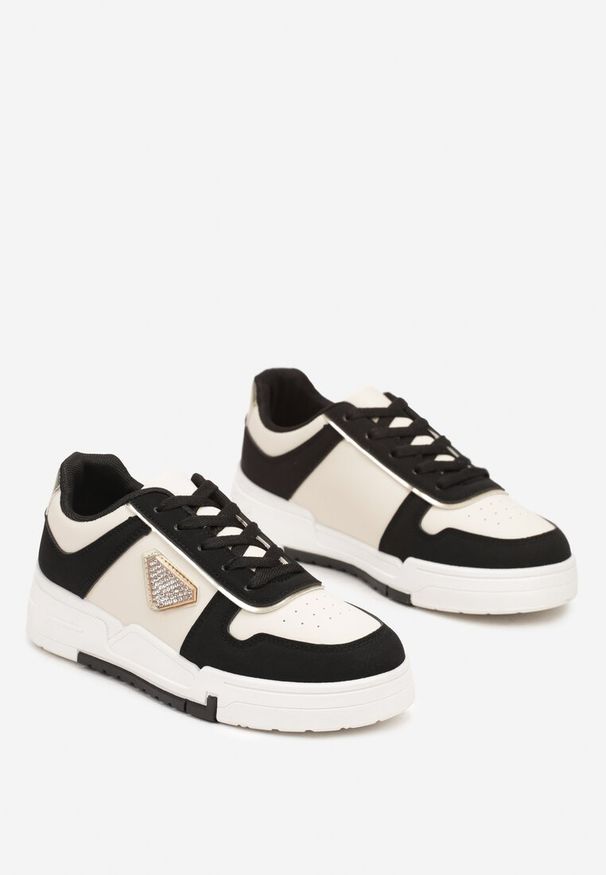 Renee - Czarne Sneakersy na Platformie z Cyrkoniową Aplikacją Rexania. Okazja: na co dzień. Nosek buta: okrągły. Zapięcie: sznurówki. Kolor: czarny. Materiał: materiał, jeans. Wzór: aplikacja. Obcas: na platformie. Wysokość obcasa: niski