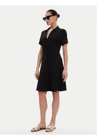 TOMMY HILFIGER - Tommy Hilfiger Sukienka codzienna WW0WW44513 Czarny Regular Fit. Okazja: na co dzień. Kolor: czarny. Materiał: lyocell, bawełna. Typ sukienki: proste. Styl: casual