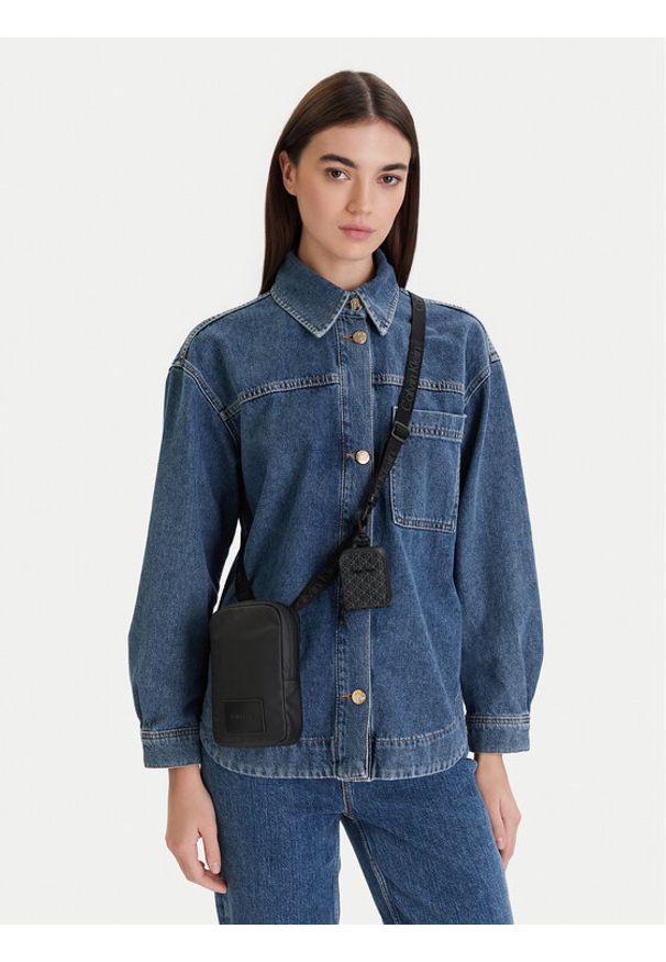 Calvin Klein Saszetka Puffer Utility Phone Crossbody LV04D1115G Czarny. Kolor: czarny. Materiał: materiał