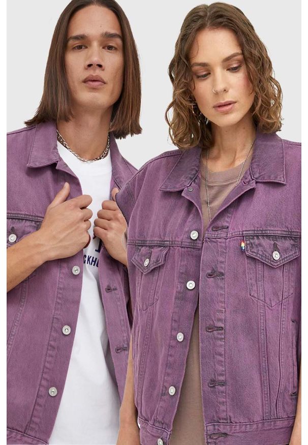 Levi's® - Levi's bezrękawnik jeansowy kolor fioletowy przejściowy. Okazja: na spotkanie biznesowe. Kolor: fioletowy. Materiał: jeans. Długość rękawa: bez rękawów. Styl: biznesowy