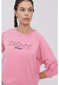 DKNY - Dkny Bluza damska kolor różowy z nadrukiem. Kolor: różowy. Długość rękawa: raglanowy rękaw. Wzór: nadruk