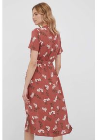 Vero Moda sukienka kolor bordowy midi prosta. Kolor: czerwony. Materiał: tkanina, materiał, wiskoza. Długość rękawa: krótki rękaw. Typ sukienki: proste. Długość: midi #4