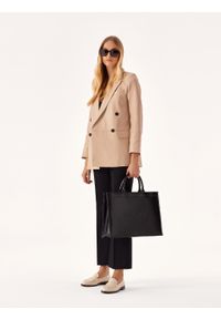 Kazar - Czarna skórzana torebka typu tote bag. Kolor: czarny. Wzór: aplikacja. Sezon: lato. Materiał: skórzane. Styl: elegancki, biznesowy #6