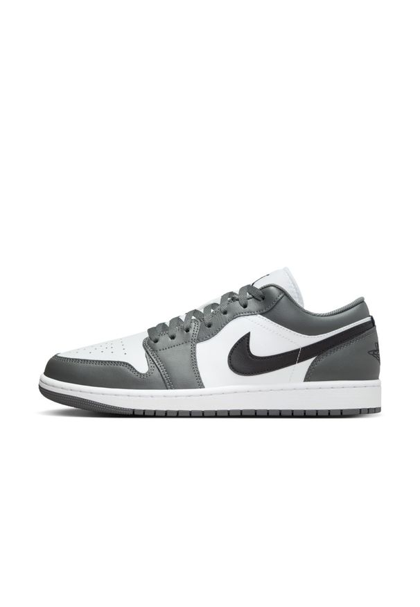 Nike Air Jordan 1 Low Iron Grey Sneakersy męskie. Okazja: na co dzień. Kolor: szary. Materiał: skóra. Szerokość cholewki: normalna. Model: Nike Air Jordan