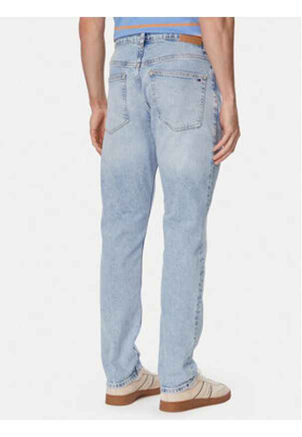 Tommy Jeans Jeansy DM0DM23064 Niebieski jasny Slim Fit. Kolor: niebieski