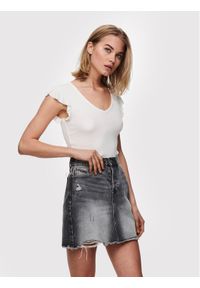 only - ONLY Bluzka Belia 15227187 Biały Regular Fit. Kolor: biały. Materiał: wiskoza