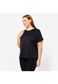 DOMYOS - Koszulka fitness damska Domyos Plus Size krótki rękaw. Kolekcja: plus size. Kolor: czarny. Materiał: elastan, poliester, materiał. Długość rękawa: krótki rękaw. Długość: krótkie. Sport: fitness