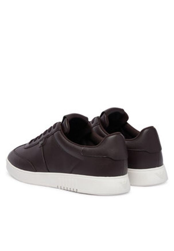 Emporio Armani Sneakersy EM003062 AF20004 U6030 Brązowy ciemny. Kolor: brązowy. Materiał: skóra