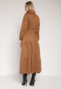 Born2be - Brązowa Wiskozowa Koszulowa Sukienka o Rozkloszowanym Kroju z Paskiem Retirna. Okazja: na co dzień. Kolor: brązowy. Materiał: wiskoza. Typ sukienki: koszulowe. Styl: casual, klasyczny #5