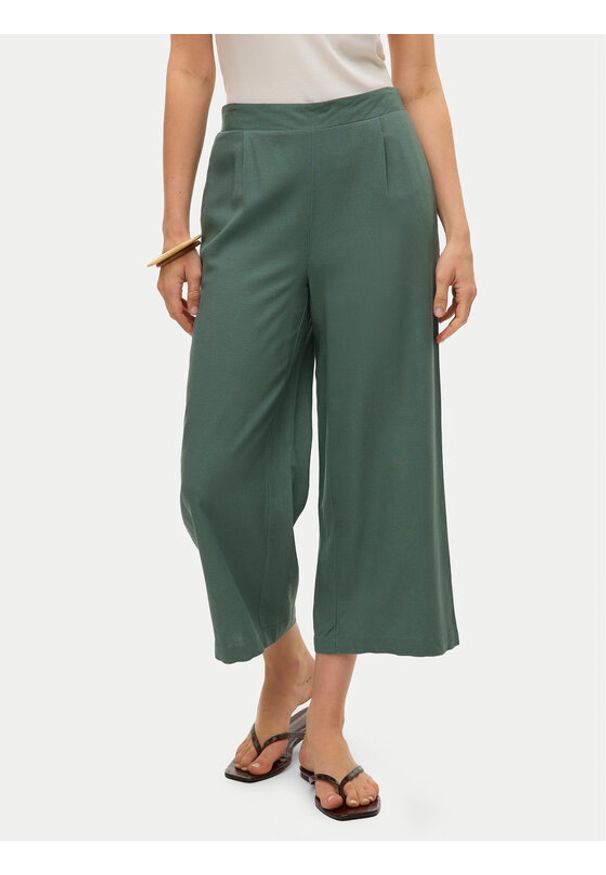 Vero Moda Kuloty Mymilo 10321626 Zielony ciemny Regular Fit. Kolor: zielony. Materiał: len, wiskoza