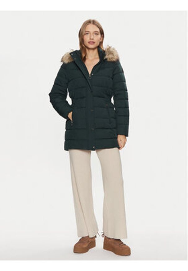 only - ONLY Kurtka zimowa New Luna 15304781 Zielony Regular Fit. Kolor: zielony. Materiał: syntetyk. Sezon: zima