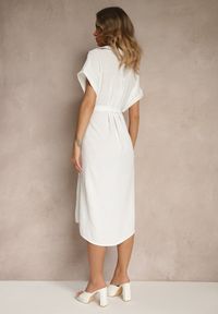 Renee - Biała Pudełkowa Sukienka z Bawełną i Paskiem Savorienne. Okazja: na co dzień. Kolor: biały. Materiał: bawełna. Styl: elegancki, casual #5