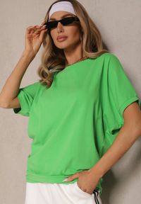Renee - Zielony T-shirt Oversize o Przedłużonym Kroju Echinopa. Okazja: na co dzień, na imprezę. Kolor: zielony. Materiał: bawełna, jeans. Sezon: lato. Styl: casual #5