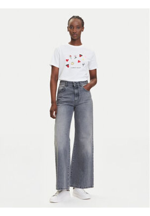 Pieces T-Shirt Funly 17160308 Biały Regular Fit. Kolor: biały. Materiał: bawełna