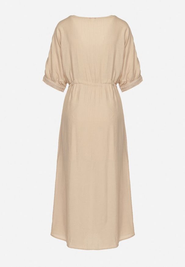 Born2be - Beżowa Wiskozowa Sukienka z Ażurową Lamówką Aravellea. Okazja: na co dzień. Typ kołnierza: dekolt w serek. Kolor: beżowy. Materiał: wiskoza. Wzór: ażurowy. Styl: casual, elegancki