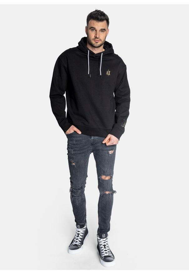 Bluza z kapturem męska czarna Armani Exchange 8NZMPW ZJ8WZ 1200. Typ kołnierza: kaptur. Kolor: czarny. Styl: sportowy