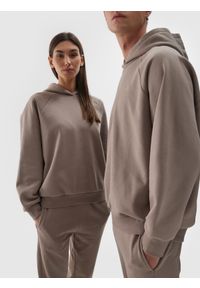 4f - 4F Bluza dresowa nierozpinana z kapturem uniseks - brązowa M. Okazja: na co dzień. Typ kołnierza: kaptur. Kolor: brązowy. Materiał: dresówka. Długość rękawa: raglanowy rękaw. Wzór: ze splotem, gładki. Styl: sportowy, klasyczny, casual