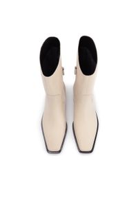 Kazar - Niskie kozaki na płaskiej podeszwie. Materiał: skóra. Szerokość cholewki: normalna. Obcas: na płaskiej podeszwie #6