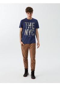 Diverse - T-shirt męski z nadrukiem NY CITY 01 S1830 - - Rozmiar: XL. Kolor: czarny. Materiał: poliester, bawełna. Wzór: nadruk