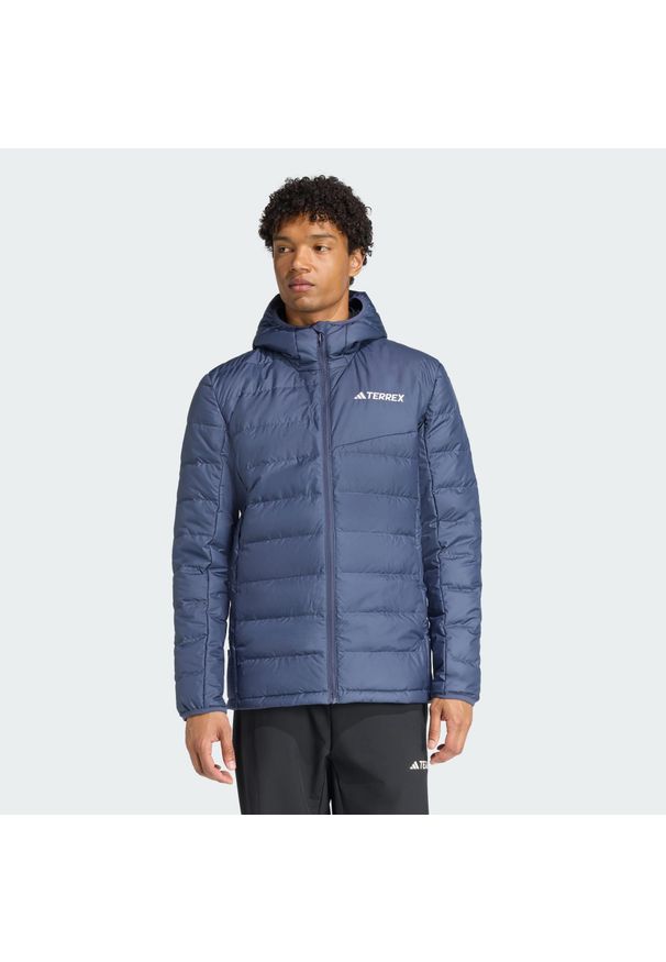 Adidas - Kurtka z kapturem Terrex Multi Light Down CLIMAWARM. Typ kołnierza: kaptur. Kolor: niebieski. Materiał: puch. Technologia: ClimaWarm (Adidas). Sport: turystyka piesza