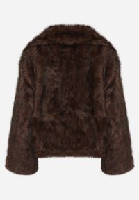 Born2be - Brązowa Kurtka Futerko o Dwurzędowym Kroju z Szerokim Kołnierzem Fesammea. Okazja: na co dzień. Kolor: brązowy. Materiał: futro. Styl: casual, klasyczny #5