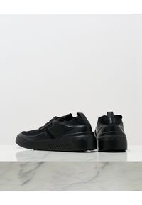 TOD'S - Czarne sneakersy ze skóry. Zapięcie: bez zapięcia. Kolor: czarny. Materiał: skóra #12