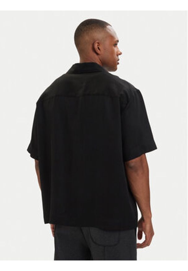 Hugo - HUGO Koszula Espino 50560593 Czarny Oversize. Kolor: czarny. Materiał: lyocell