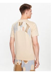 Champion T-Shirt 218521 Beżowy Regular Fit. Kolor: beżowy. Materiał: bawełna
