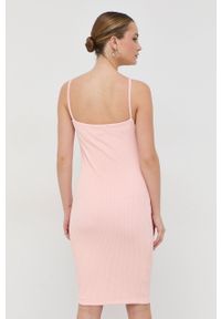 Guess sukienka kolor pomarańczowy mini dopasowana. Kolor: pomarańczowy. Materiał: dzianina. Typ sukienki: dopasowane. Długość: mini #4