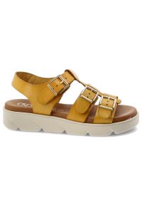 Sandały damskie Hee, cholewka ze skóry naturalnej paski z regulacją na klamry grubsza podeszwa casualowy styl, żółte, 26100. Okazja: na co dzień. Zapięcie: klamry. Kolor: żółty. Materiał: skóra. Wzór: paski. Styl: casual #5