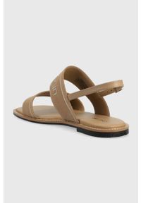 Calvin Klein sandały SQUARED SANDAL HE damskie kolor beżowy HW0HW01496. Zapięcie: klamry. Kolor: beżowy. Materiał: materiał, skóra, guma, włókno #2