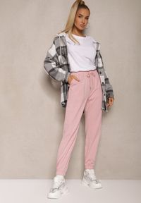 Renee - Różowe Spodnie Dresowe High Waist z Kieszeniami Avirirae. Okazja: na co dzień. Stan: podwyższony. Kolor: różowy. Materiał: dresówka. Styl: casual, elegancki