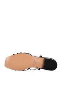 Wittchen - Damskie sandały skórzane z cienkimi paseczkami i supełkiem czarne. Kolor: czarny. Materiał: skóra. Sezon: lato. Obcas: na obcasie. Styl: klasyczny, elegancki, wakacyjny. Wysokość obcasa: niski #4