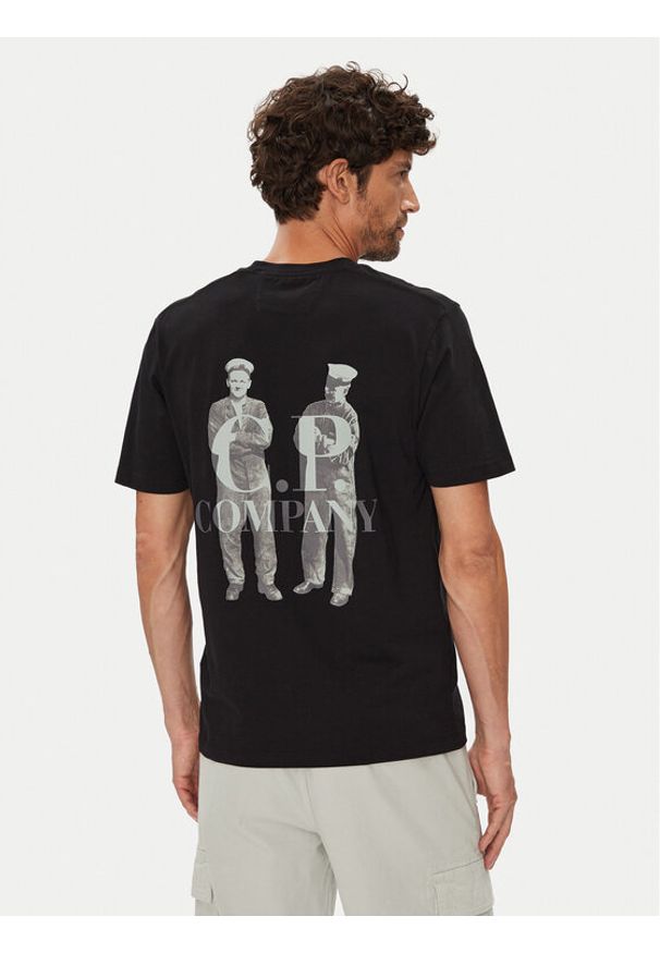 C.P. Company T-Shirt 19CMTS106A006586W Czarny Regular Fit. Kolor: czarny. Materiał: bawełna