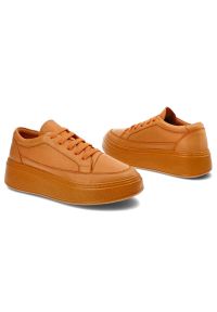 Pomarańczowe Sneakersy Venezia Stylowe Obuwie Damskie. Kolor: pomarańczowy. Materiał: skóra. Szerokość cholewki: normalna. Sezon: wiosna. Obcas: na platformie #4