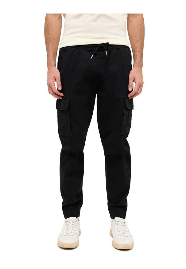Męskie Spodnie Materiałowe Mustang Style Paris Jogger Cargo Black Beauty 1015896 4185. Materiał: materiał
