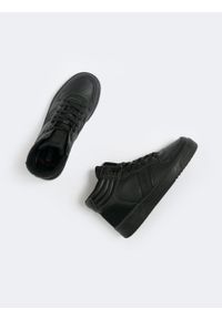 Big-Star - Sneakersy męskie czarne KK174135 906. Okazja: na co dzień. Kolor: czarny. Materiał: syntetyk, skóra, jeans. Szerokość cholewki: normalna. Sport: turystyka piesza #3