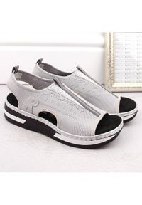Komfortowe sandały damskie wsuwane Rieker V59B5-90 szare. Zapięcie: bez zapięcia. Kolor: szary #8