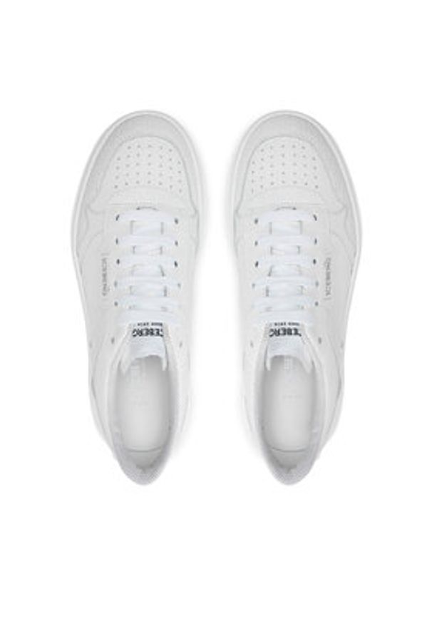 Iceberg Sneakersy ID2113 Biały. Kolor: biały. Materiał: skóra