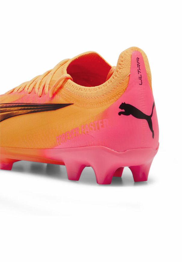 Puma - Buty piłkarskie dla dorosłych PUMA Ultra Ultimate FG/AG. Kolor: wielokolorowy, czarny, różowy. Materiał: materiał, syntetyk. Sport: piłka nożna