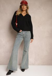 Renee - Czarny Kardigan w Stylu Oversize z Guzikami i Ozdobnymi Tłoczeniami Palabia. Kolor: czarny. Sezon: zima
