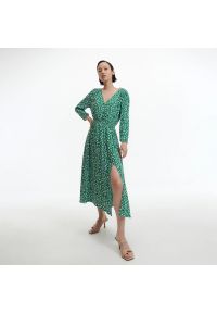 Reserved - Wzorzysta sukienka - Zielony. Kolor: zielony