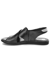 Czarne Sandały Nessi Wygodne Skórzane Buty. Okazja: na co dzień. Zapięcie: pasek. Kolor: czarny. Materiał: skóra. Sezon: lato. Styl: casual, klasyczny, elegancki #3