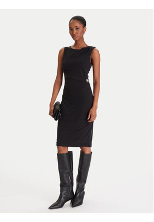 Guess Sukienka codzienna W5YK27 KAQL2 Czarny Regular Fit. Okazja: na co dzień. Kolor: czarny. Typ sukienki: proste. Styl: casual