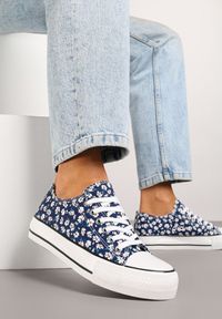Born2be - Granatowe Trampki pod Kostkę w Kwiaty Nelorela. Okazja: na co dzień. Kolor: niebieski. Wzór: kwiaty. Styl: elegancki, casual #5