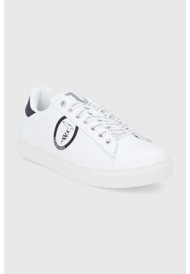 Trussardi Jeans - Trussardi Buty skórzane kolor biały. Nosek buta: okrągły. Zapięcie: sznurówki. Kolor: biały. Materiał: skóra