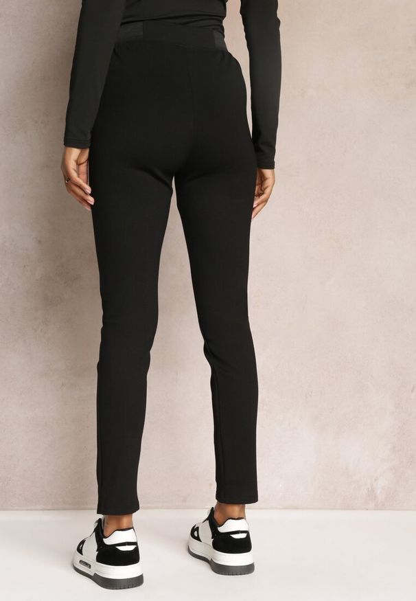 Renee - Czarne Spodnie High Waist z Gumką w Pasie Magoda. Stan: podwyższony. Kolor: czarny. Materiał: dzianina, tkanina. Wzór: gładki. Styl: klasyczny