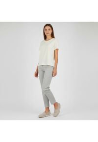 Półbuty damskie S.Barski, cholewka ze skóry naturalnej gładkiej wsuwany fason elastyczne wstawki po bokach widoczne przeszycia wokół noska lekka pode. Okazja: na co dzień. Kolor: beżowy. Materiał: skóra. Szerokość cholewki: normalna. Wzór: gładki. Styl: casual, elegancki, klasyczny #4